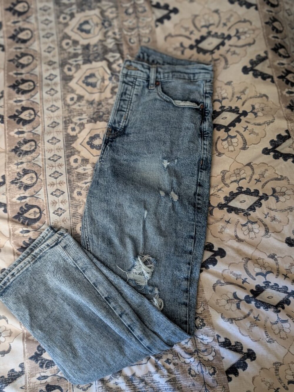 Old Navy Sky-Hi Straight Distressed Button Fly Jeans Size 10